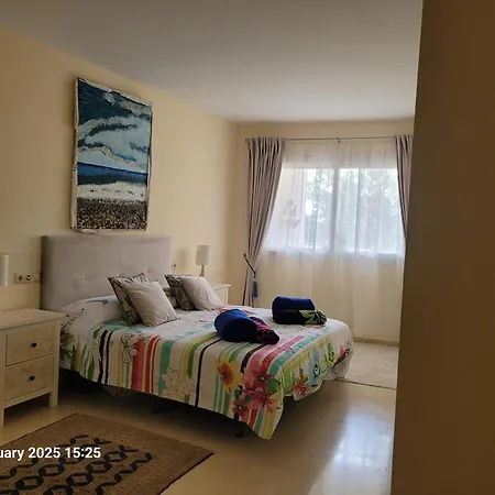 Santa Maria Greenhills Μαρμπέλλα