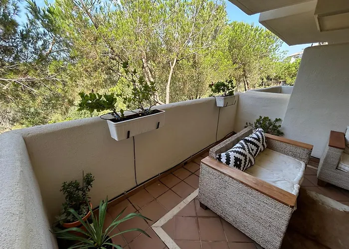 Santa Maria Greenhills Apartament *